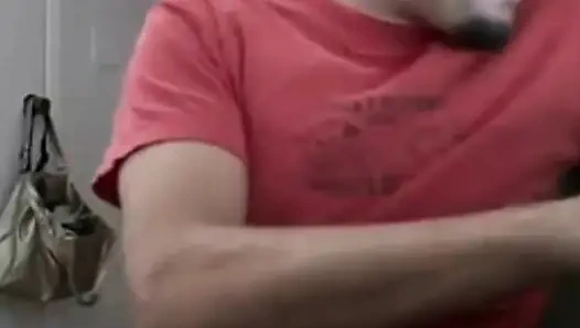 Brandon istirahat kantor yang beruap