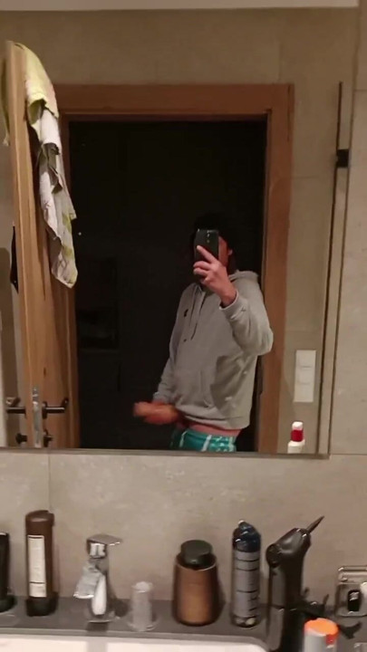 Fuck I play with myself!