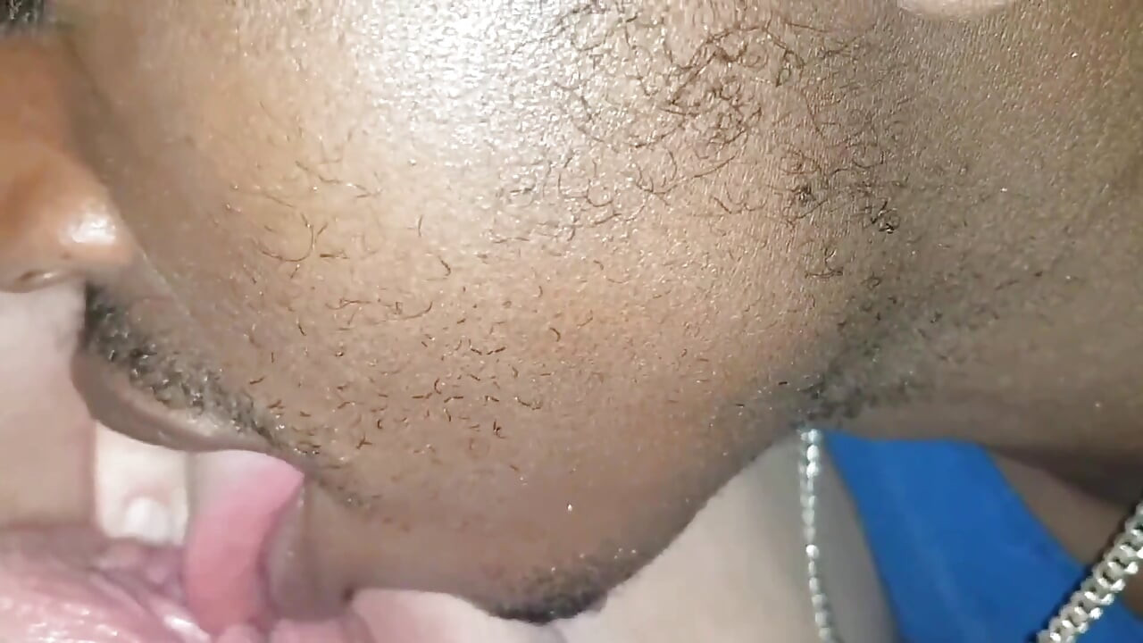YoungEnglishBBW BBC Nata4Sex 指插，舔我肥嫩的貓咪 強烈的多重高潮