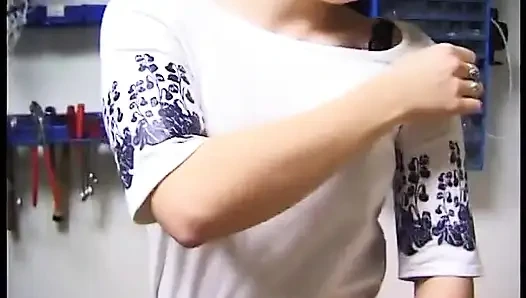 Amatör esmer sürtük bakış açısıyla sikiliyor