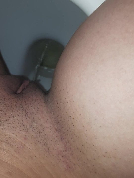 Pussy Pissing