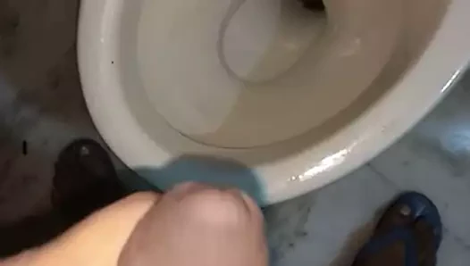 Hint çük pissing