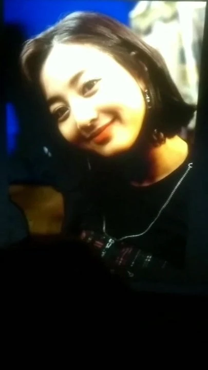 Cum tribute on sexy jihyo