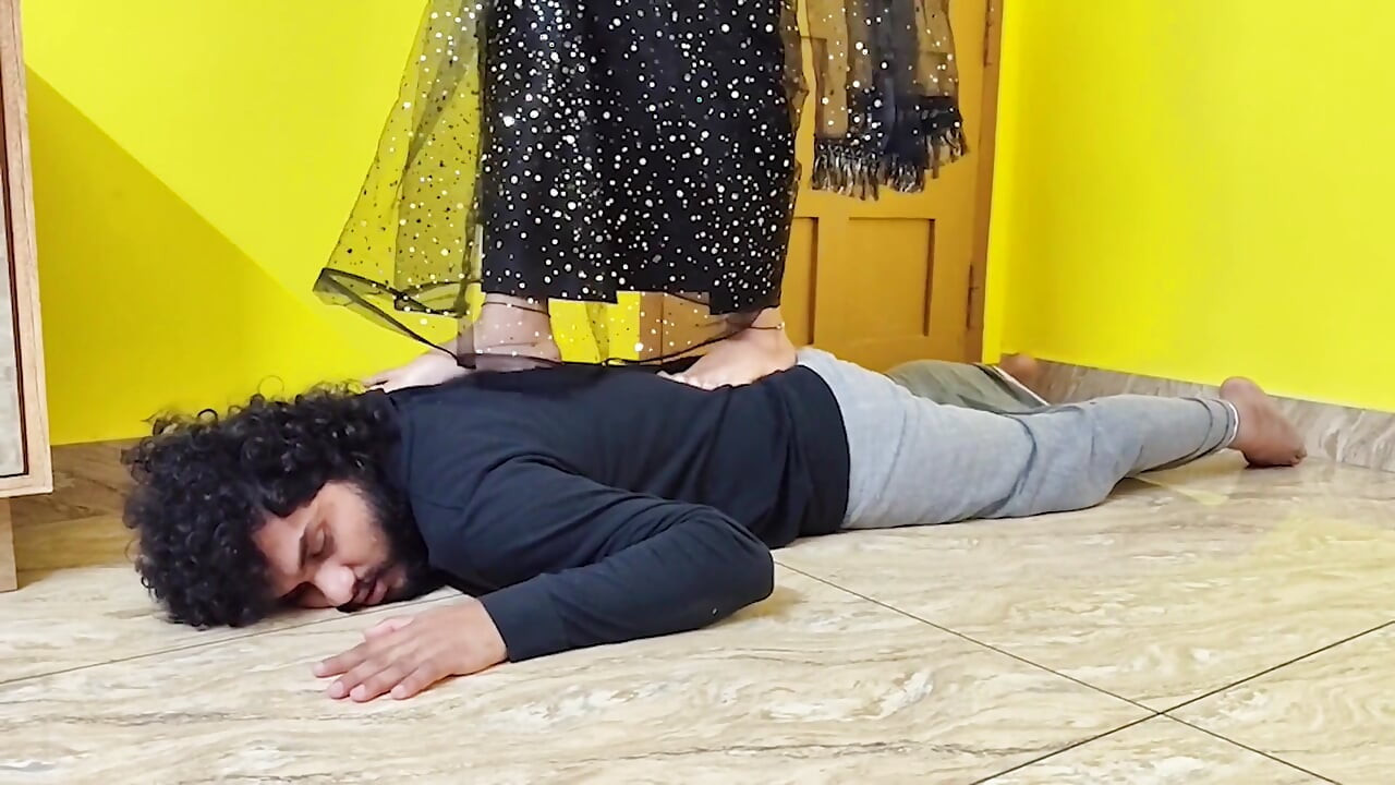 Madam Punishing Servant Full Weight Body Trample