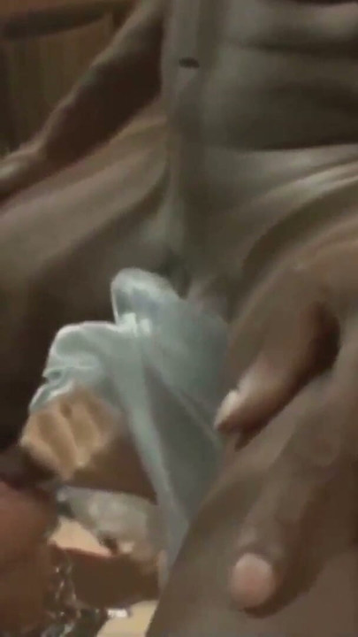 Milf bekommt die volle Ladung von einem BBC | Clip 1