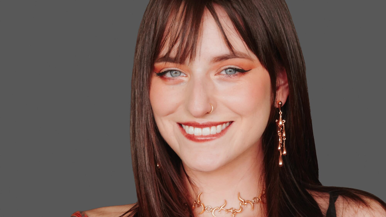 VRSpy - Pass-Through: Lana Smalls