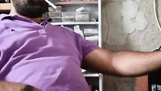 Master Bear Cums with a Cigarette in His Mouth