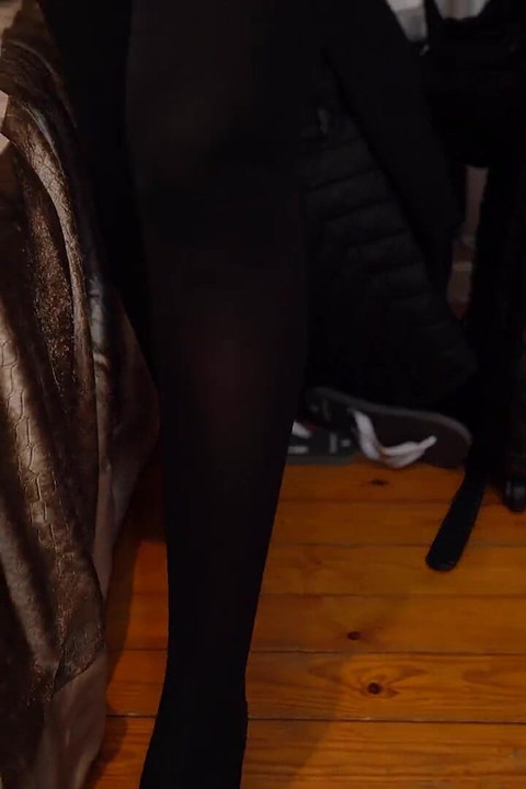 India Asia - Nurse Your Dick!