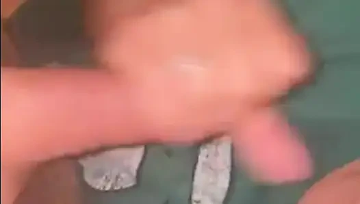 Шлюшка жена в настоящем любительском видео