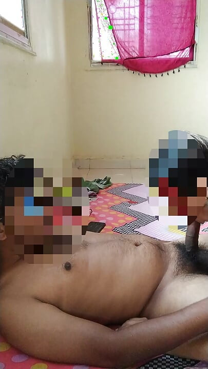 Fată indiancă desi care face sex romantic