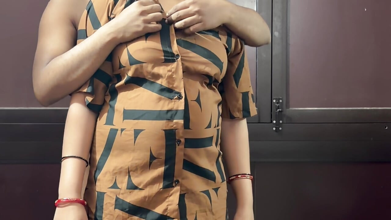 자지를 빨아주는 인도 형수