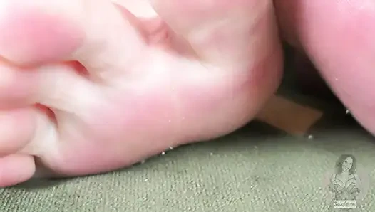 Giantess Colleague Puts You to Work