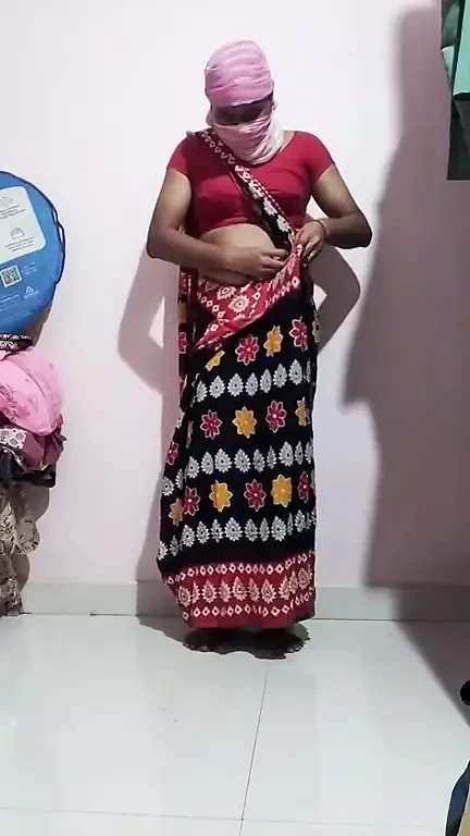 Sari se chudaee