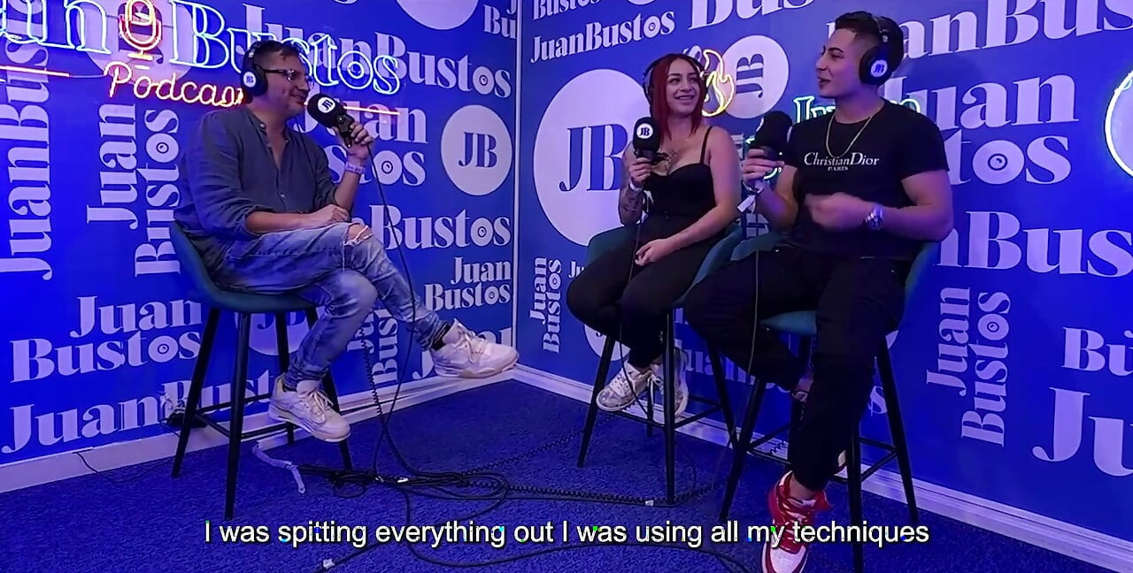 Uppfyller sin fantasi om hård sex på en show- Onlyrulo och Kaeelen Garcia på Juan Bustos Podcast