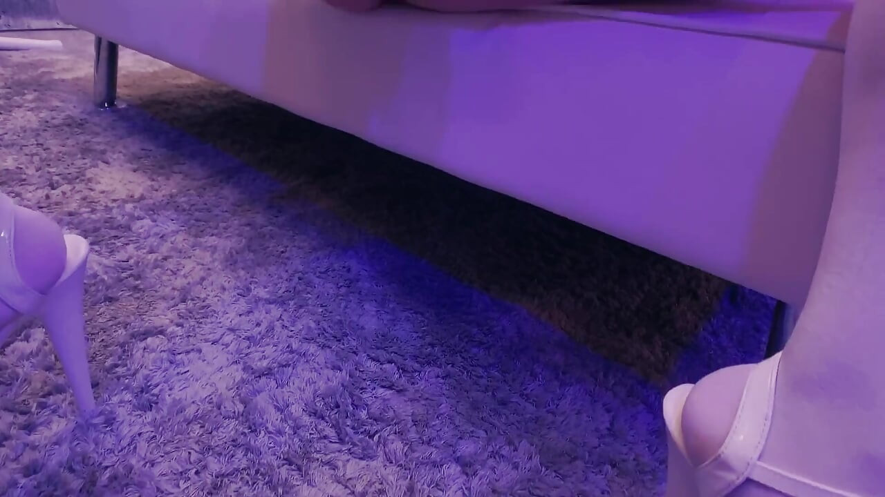 Elina Gets Without End