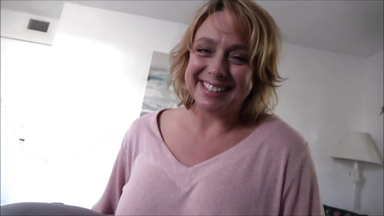Fucking Girlfriend's Hot Mom - Brianna Beach - Alex Adams