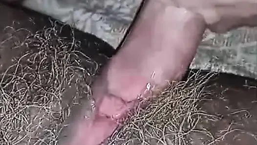 Lezzetli siyah amcığımı sikiyor.