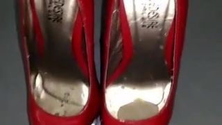 Cum in red heels