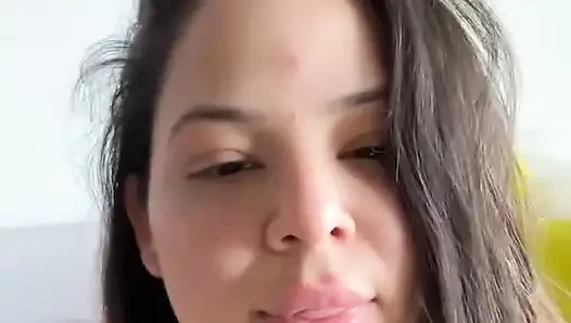 Live-Stream mit Dani Valentina