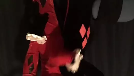 Harley quinn boşalıyor