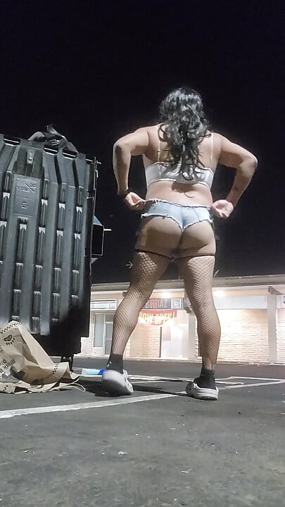 Crossdress Sissy slut public