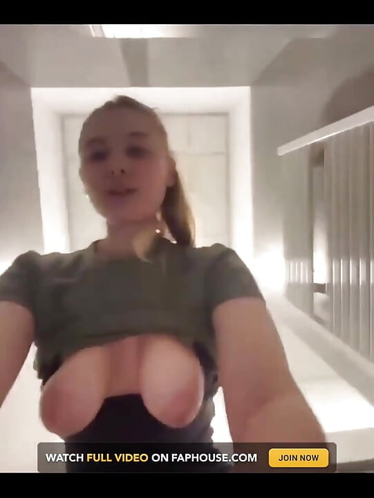 極端手指撩逼特寫大屁股上的肛塞