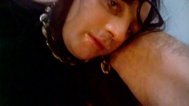 Valentinne crossdresser test la double anal