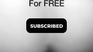 Üç delikten de hoşlanıyor