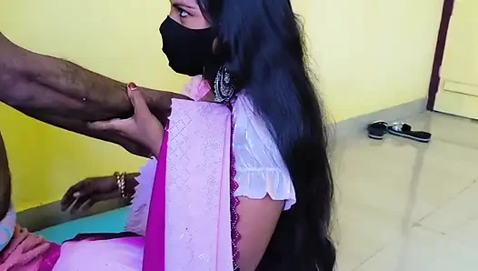 Hizmetçiyle susmi nandy'sini yalayarak sert seks yapıyor