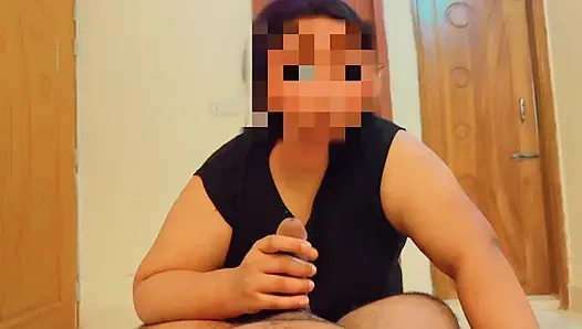 Aku dientot tengah malam - ibu tiriku yang hot pengen banget ngentot... Toket besar cewek ini & cewek ini nyepong kontolku setelah nyepong kontolku