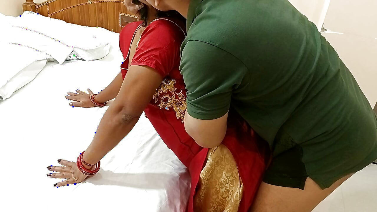 Mumbai Actor Mastani Blowjob and Get Fucked with Director at Home
