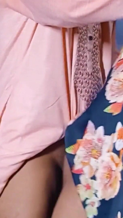 My sexy Bhabhi is ready for fucking with me feat - Bengali sexy housewife sex xxx | Clip 1