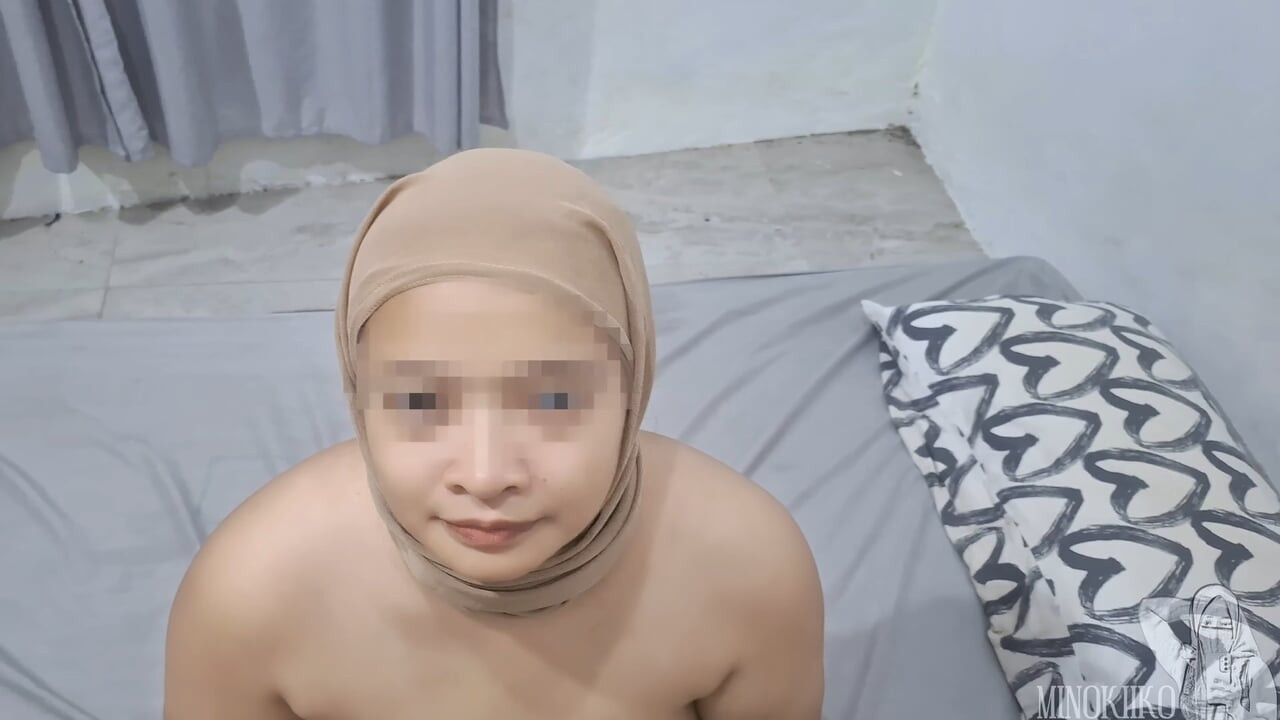 Minokiiko - moje švagrová v hidžábu chyběla mého ptáka