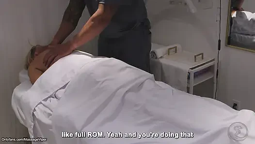 Model Fitness Massage Client Kembali untuk Sesi Lain