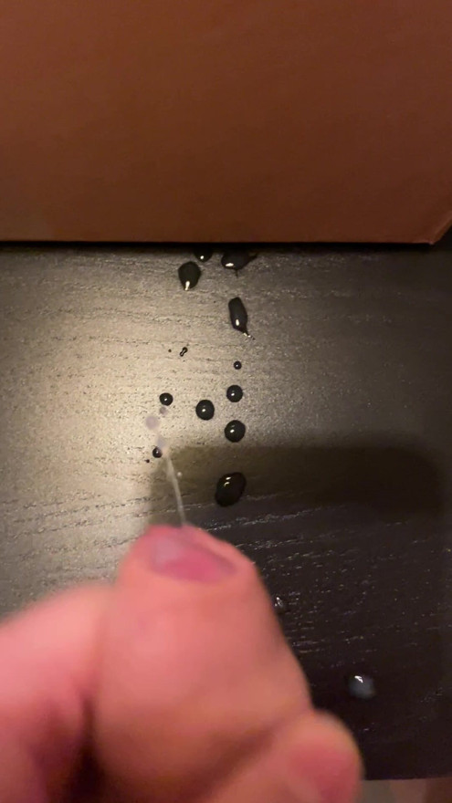 Extreme hard and loud cumshot
