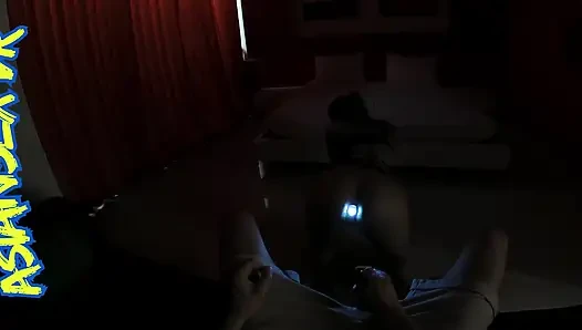 Yaramaz Taylandlı piliçle gece yarısı sikişiyor