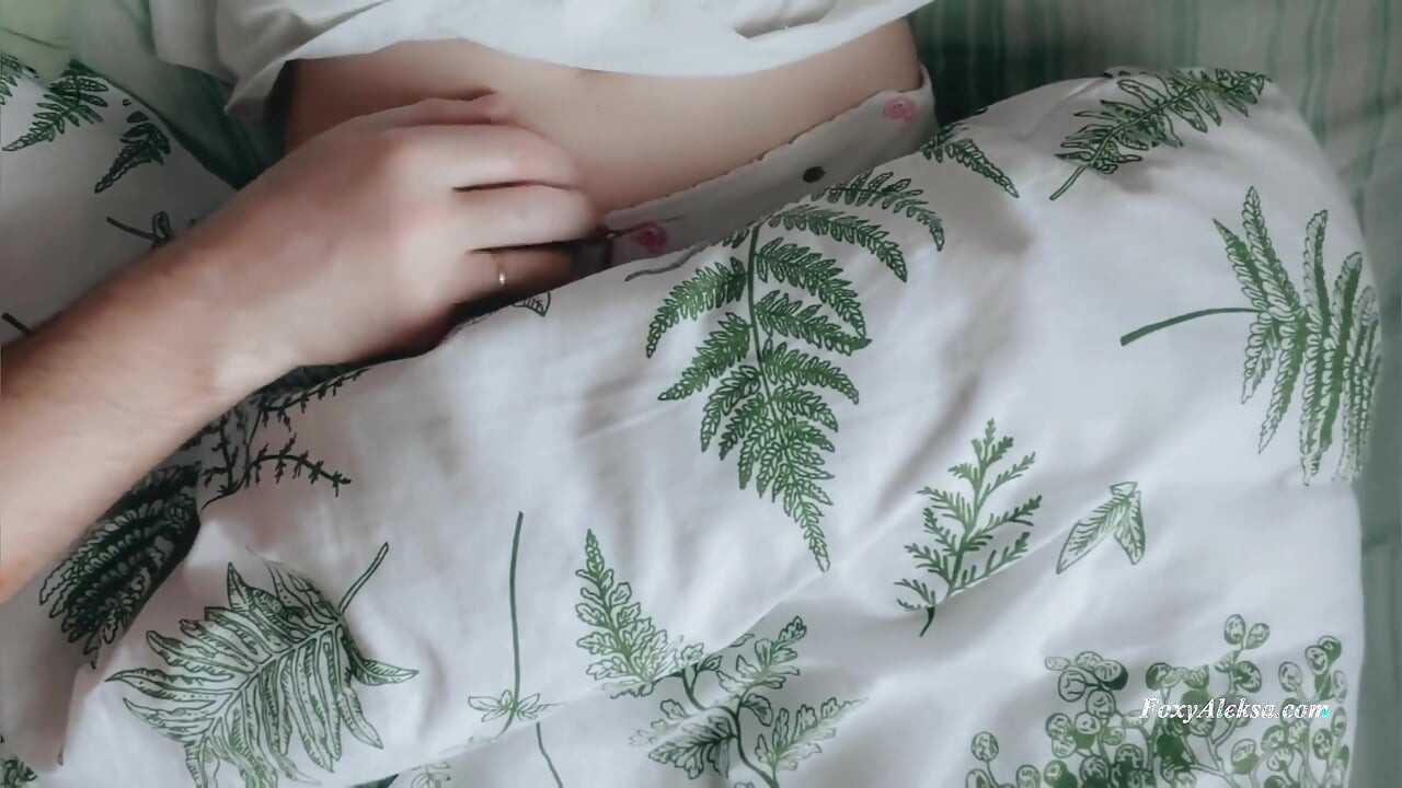 Good Morning Petite Pussy! I Want to Play with You