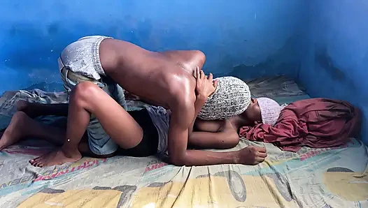 Üvey kız kardeşim beni ziyaret etti ve bu tam video oluyor