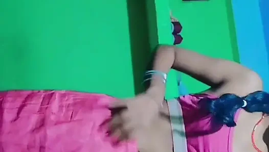 Desi girl fingering hard in pussy till piss