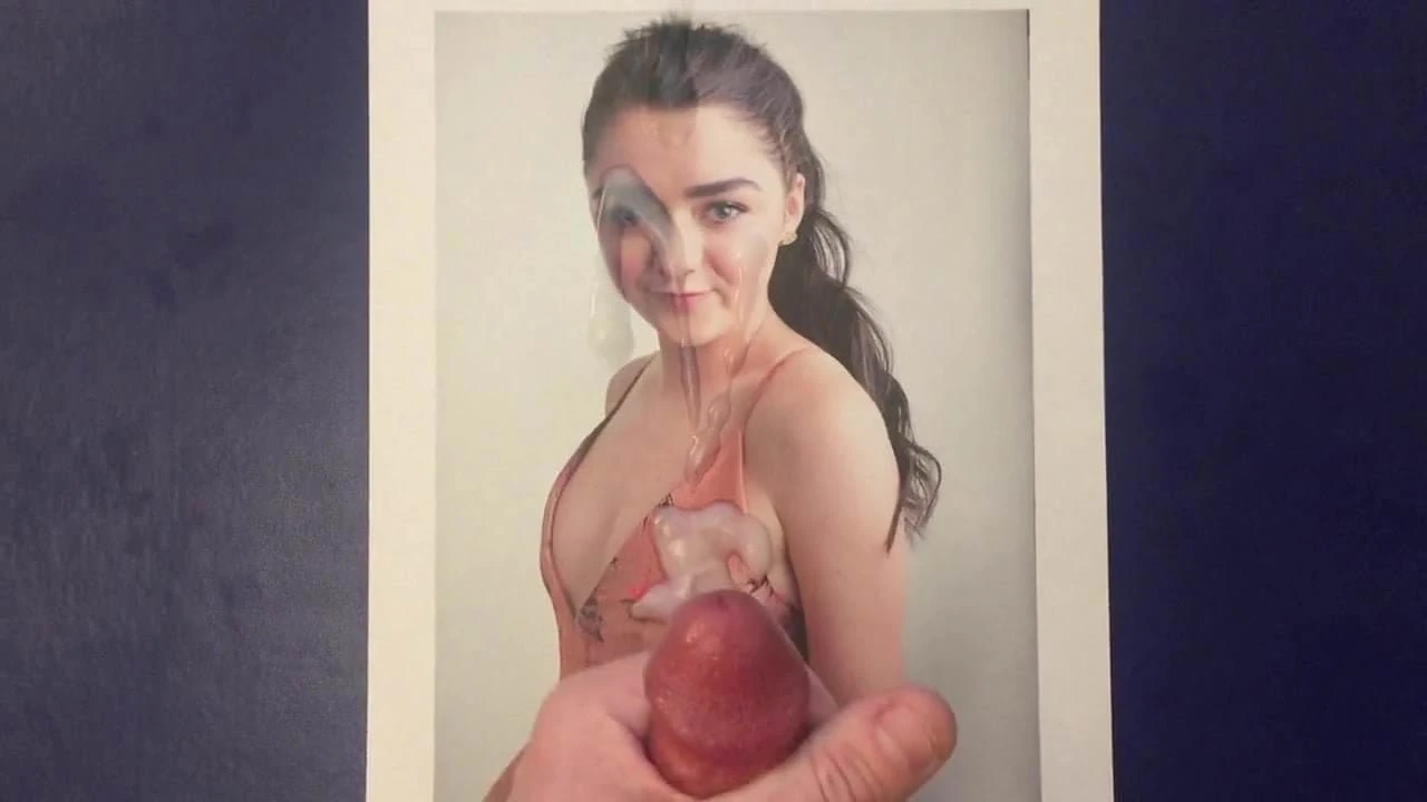 Omaggio a maisie williams