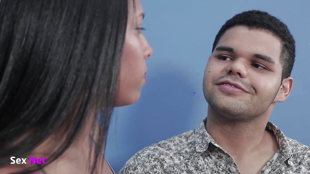 हॉट तीन लोगों की चुदाई व्यभिचारी पति!