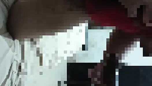 Sevimli çılgın büyük yarağımla sert sikişiyor