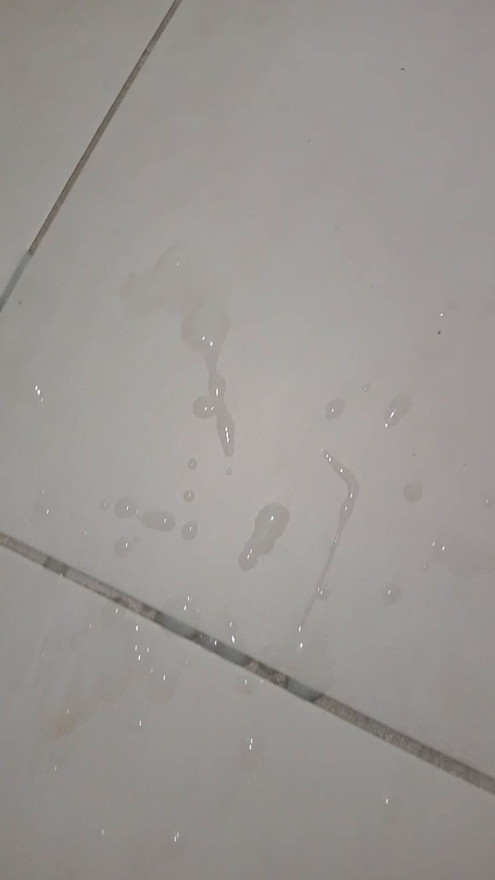 I squirt everywhere who wants to lick?