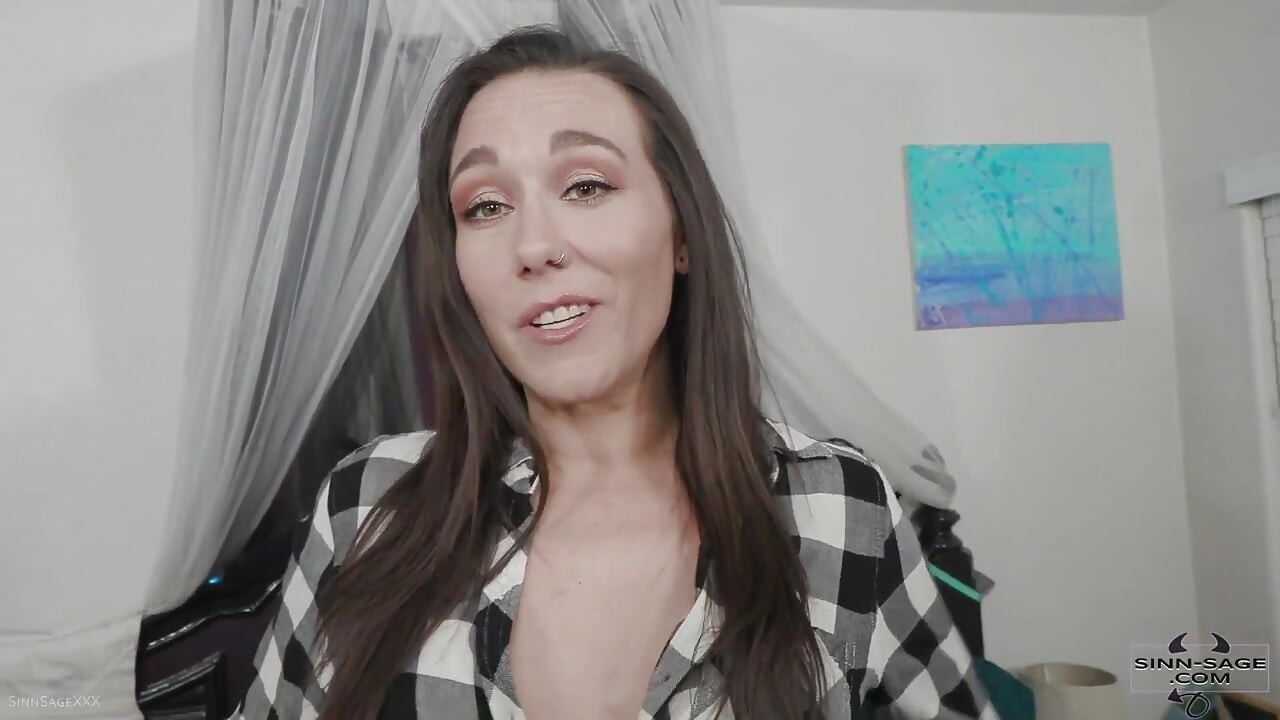 Your Girl Gets a Country Girl Ass Whoopin Featuring Sinn Sage