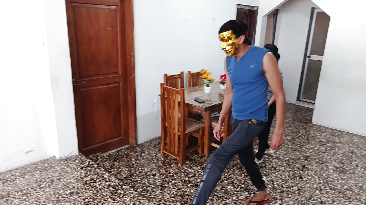 Juan and  Stela the employe, fuck in the house, being unfaithful to the woman.
