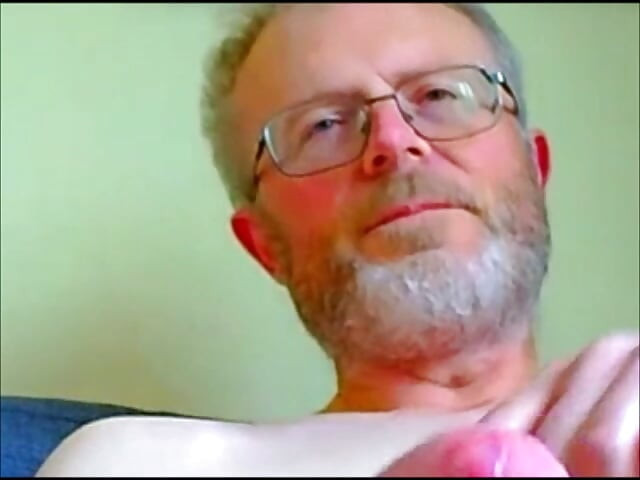 Ein bösartiger alter Mann ejakuliert 3