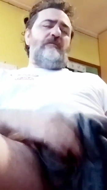 Zadivljujući trenutak iz "Moje slobodno vrijeme posvećeno je mojoj blizanki. 😆"