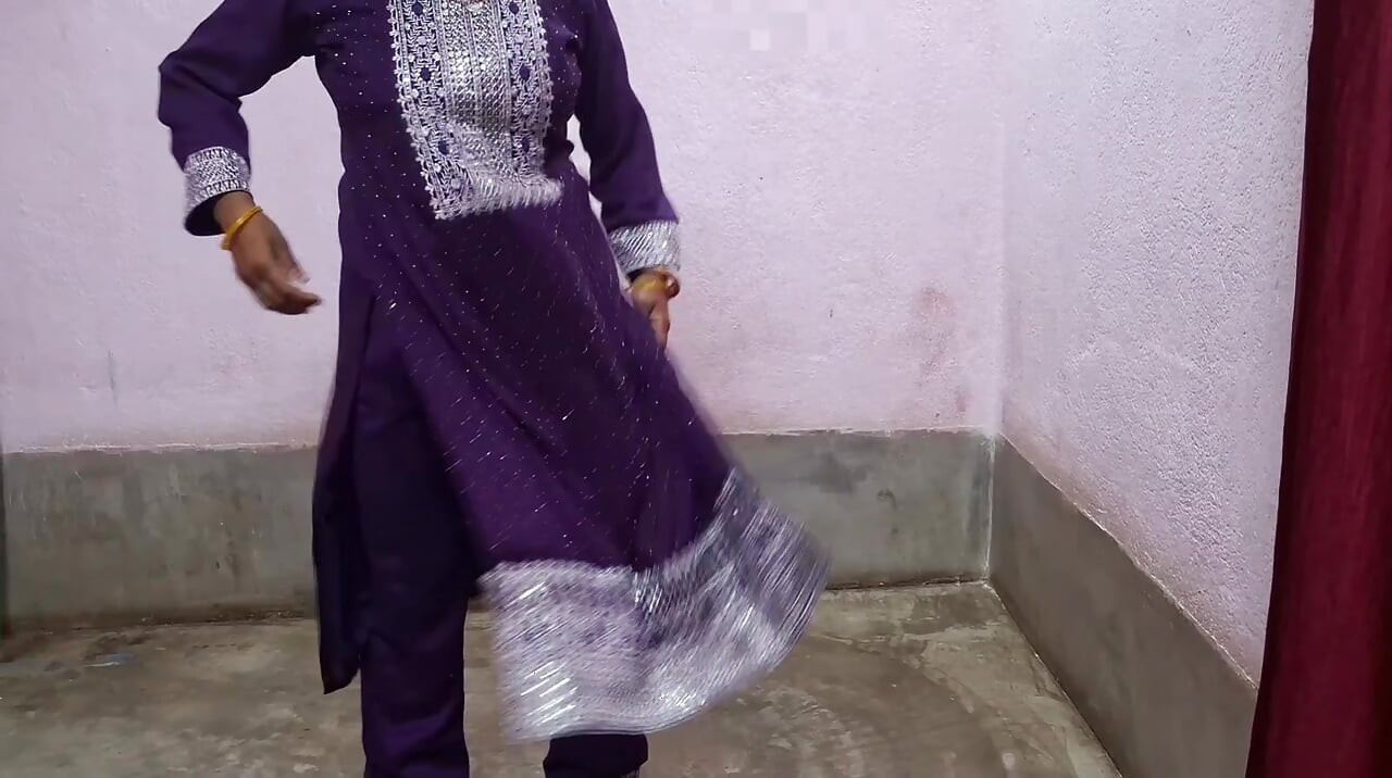 火辣印度XXX女傭全程操逼