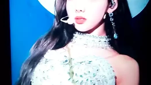 İki kez nayeon boşalma haraç