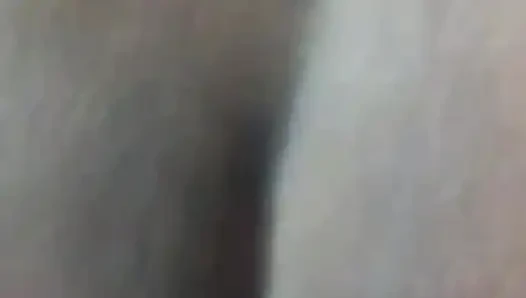 Kakak ipar bangun tengah malam, mengerang keras banyak menikmati seks tengah malam dengan